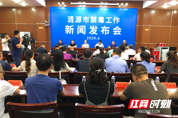 娄底红网科技新品亮相，体验未来生活新纪元震撼登场