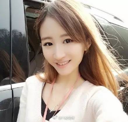科技巨献揭秘，演员聂欢引领科技之旅，探索未来生活新纪元！