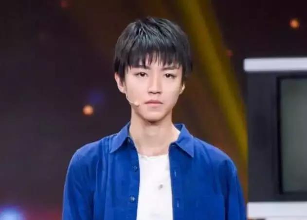 郑爽在演员的诞生中的表现引人注目